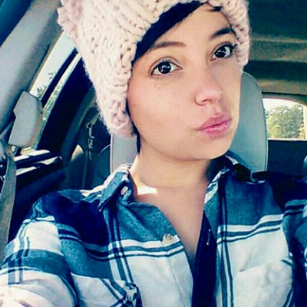 Meet your Posher, Marissa
